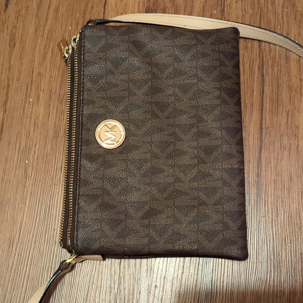 MK small purse